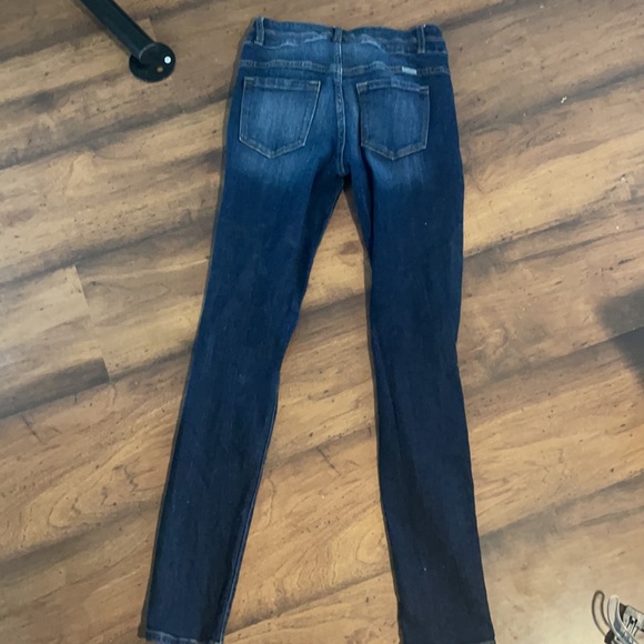 Distressed KanCan Jeans - Picture 6 of 8